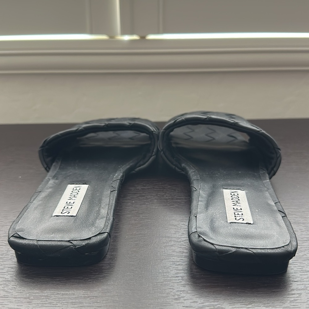 Steve Madden Melyza black slides / sandals - Picture 4 of 9